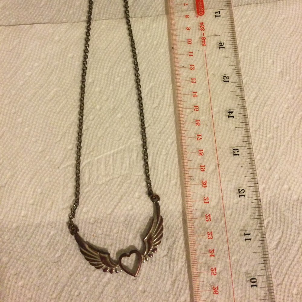 women's necklace metal chain pendant heart 18" long